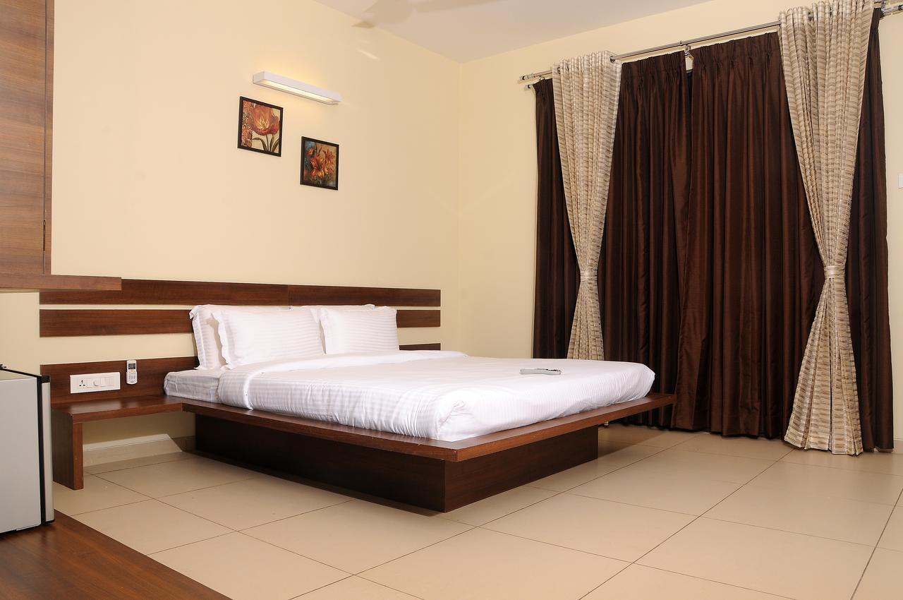 Hotel 3 Leaves Colhapur Exterior foto
